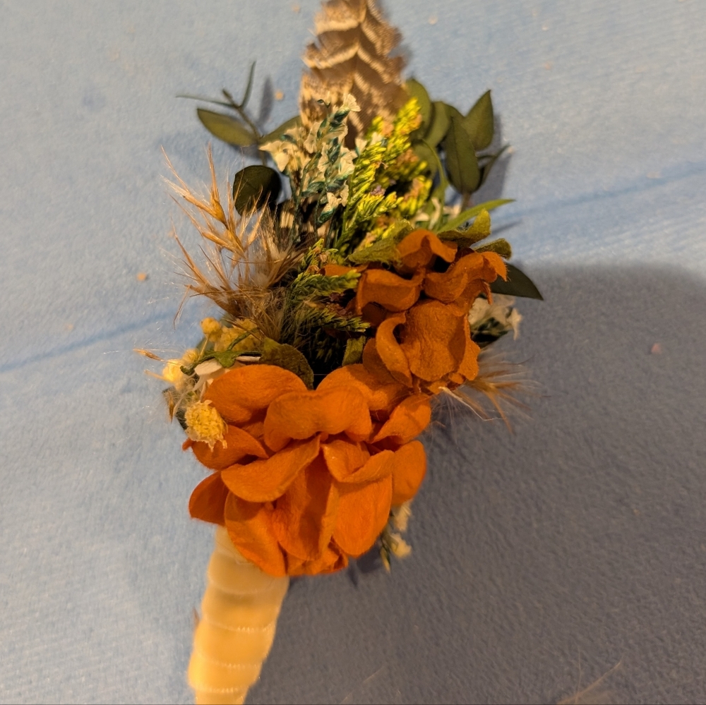 Hair Piece Comb With Matching Boutonniere